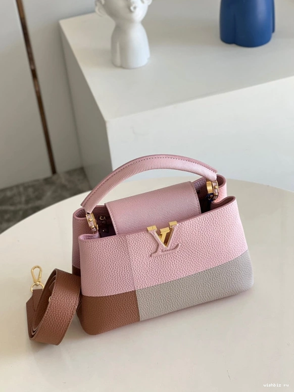 WIS VUITTON LOUIS CAPUCINES BB 1003